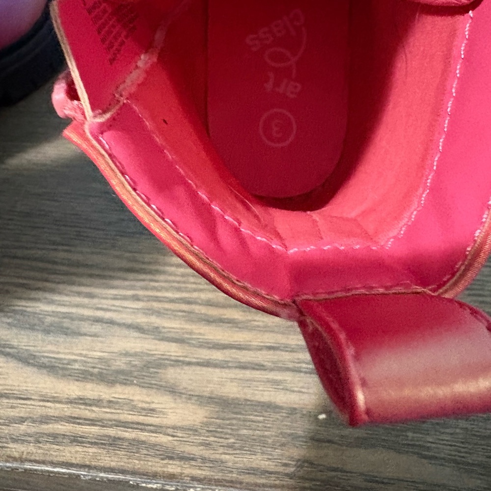 Size 3 EUC Pearlescent Pink Kids Boots - Picture 6 of 7